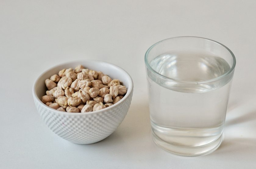 1. Этап. Аквафаба в домашних условиях: Подготовьте все ингредиенты.