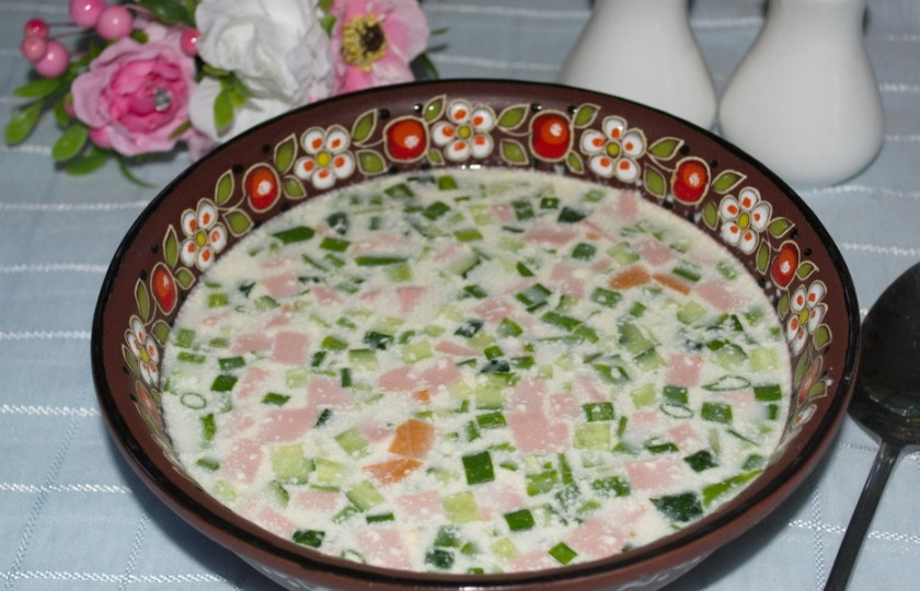 1. Этап. Окрошка классическая: Окрошку хорошо охладите и подайте к столу. Приятного аппетита!