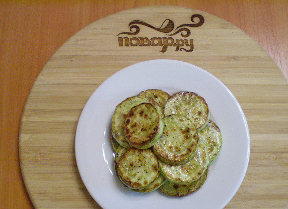 1. Этап. Жареные кабачки в мультиварке: 5. Жареные кабачки в мультиварке готовы. Приятного аппетита!