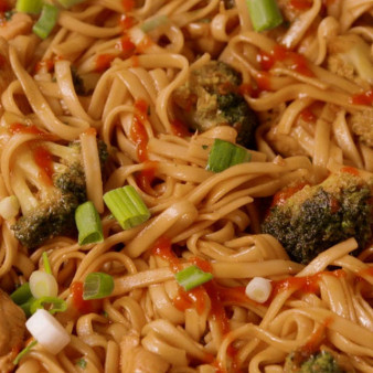 Sriracha Chicken Noodles