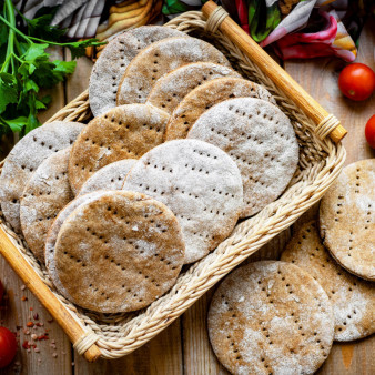 Ржаные лепешки с медом