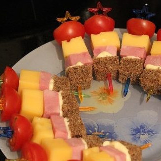 Ветчина на шпажках