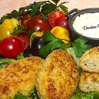 Котлеты из трех видов рыб с салом
