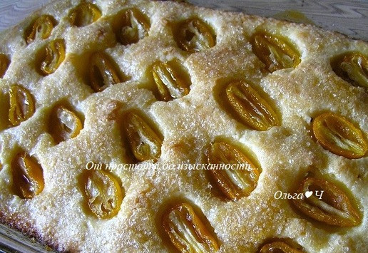 1. Этап. Пирог с кумкватом: Выпекайте пирог при 200*С около 35 минут.