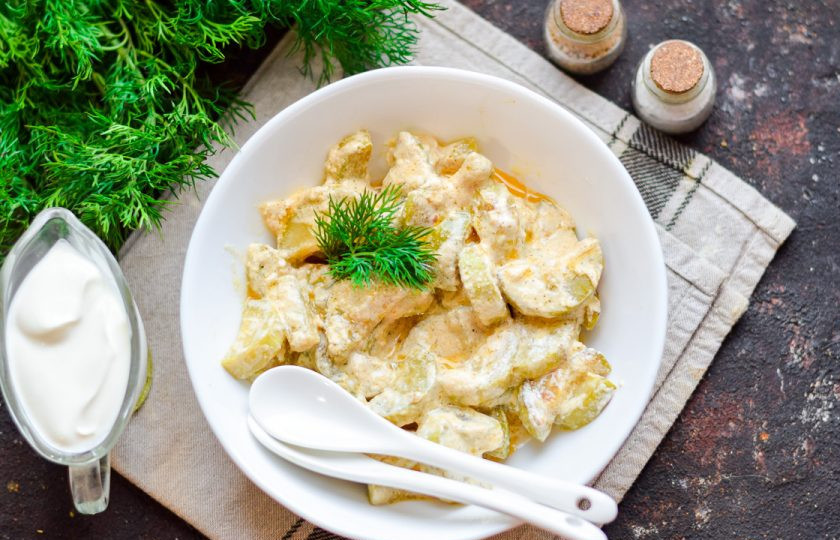 1. Этап. Кабачки со сметаной в мультиварке: Приятного аппетита!