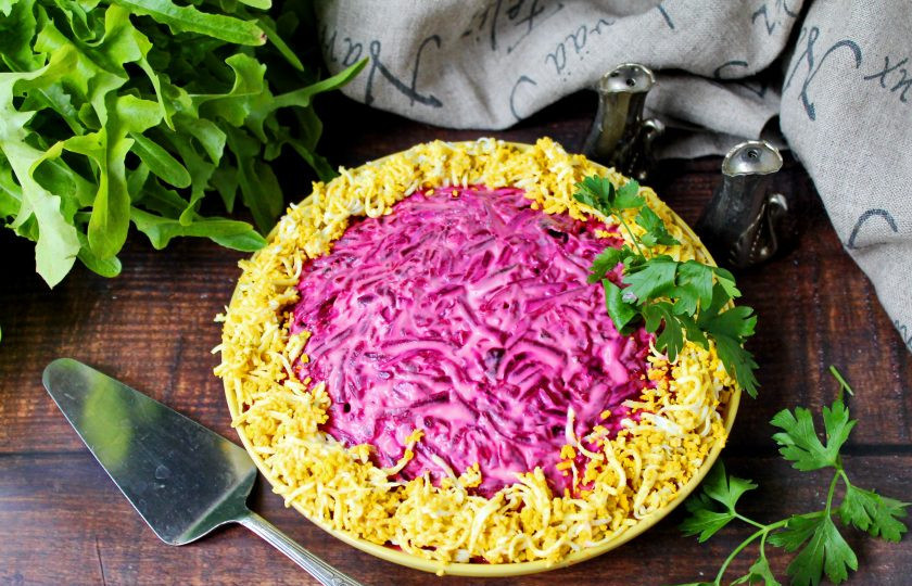 1. Этап. Селёдка под шубой с двумя видами рыбы: Приятного аппетита!