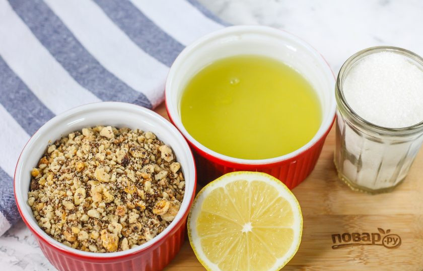 1. Этап. Ореховое печенье без муки: Подготовьте указанные ингредиенты. Ореховое печенье вы можете приготовить из любого сорта орехов, главное, чтобы они не горчили.