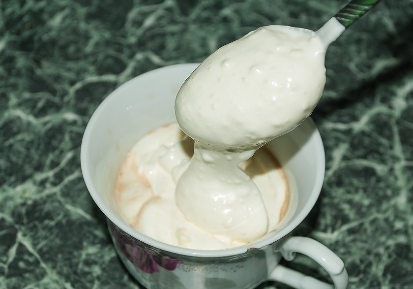 1. Этап. Кофе Тирамису: 4. Выложите сливочную смесь сверху вторым слоем.