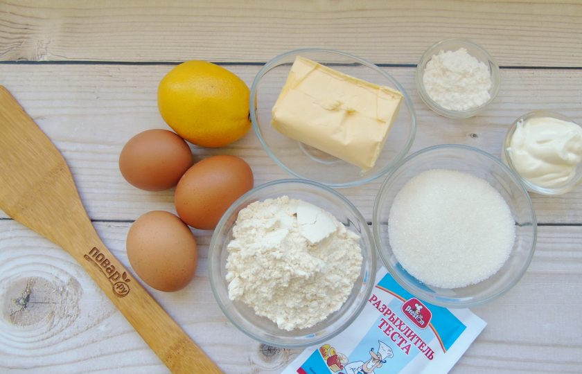 1. Этап. Лимонный кекс с сиропом: Подготовьте ингредиенты для приготовления лимонного кекса.