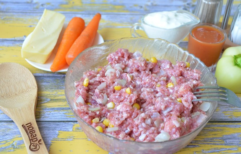 1. Этап. Мясные буханки с сюрпризом: 5. Фарш готов.