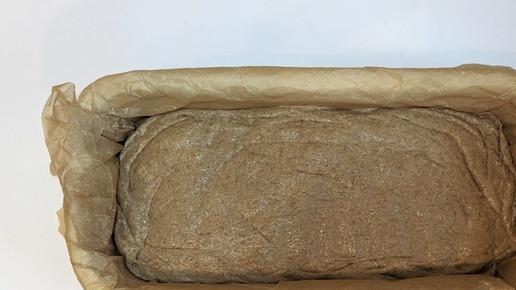 1. Этап. Полбяной хлеб с квасом: Переложить в форму, заполнив её на 2/3, поставить на второй подход, минут на 30-40.