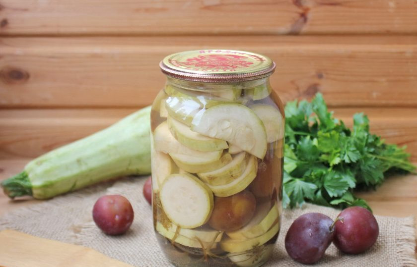 1. Этап. Кабачки со сливами на зиму: Кабачки со сливами готовы. Храните в прохладном месте.