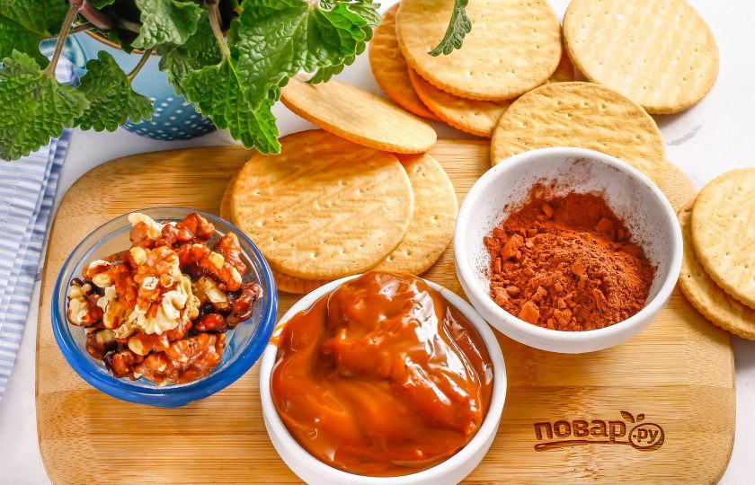 1. Этап. Постное пирожное Картошка: Подготовьте указанные ингредиенты. Печенье приобретите обычное постное.