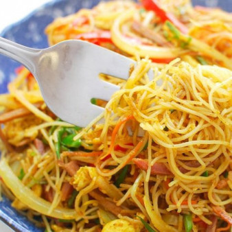 Лапша по-сингапурски