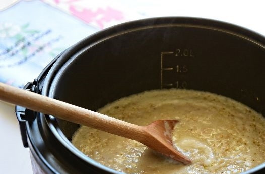 1. Этап. Каша Геркулес: 5. Полезный, вкусный и быстрый завтрак готов. Приятного аппетита!