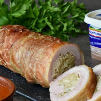 Рулет из свинины с цветной капустой