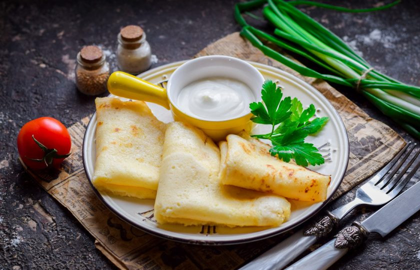 1. Этап. Блины на майонезе без яиц: Приятного аппетита!