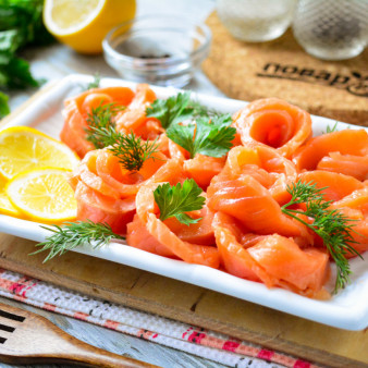 Соленая красная рыба