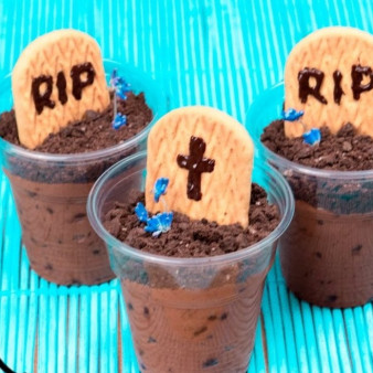 Шоколадный десерт на Хэллоуин