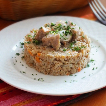 Пшеничная каша с курицей