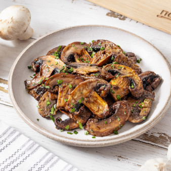 Шампиньоны в чесночном соусе