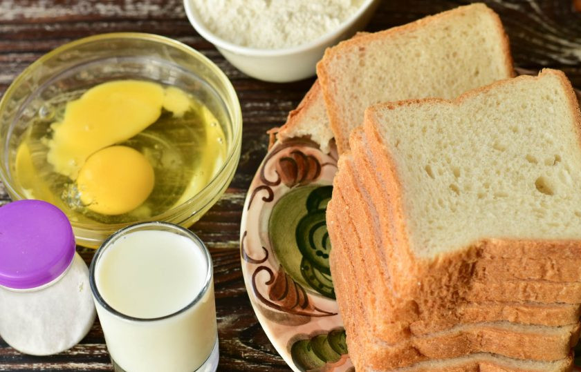 1. Этап. Чешские галушки: Подготовьте ингредиенты.