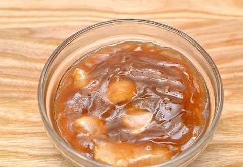 1. Этап. Соус китайский: 5. Добавьте в соус сырое мясо или овощи и тушите до готовности мяса и загустения соуса. Соус китайский готов!