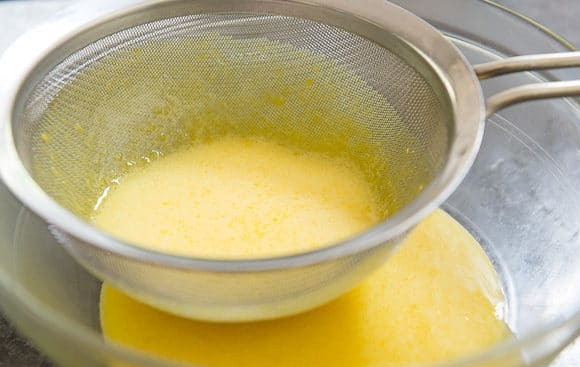 1. Этап. Семифредо: 3. После этого протрите получившуюся смесь через мелкое сито.