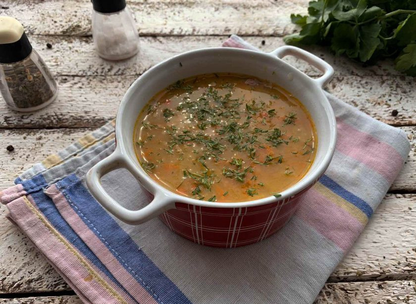 1. Этап. Гороховый суп из брикета: Гороховый суп из брикета готов. Приятного аппетита!