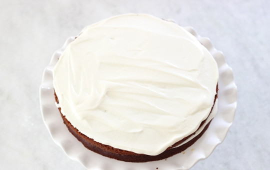 1. Этап. Торт Панчо домашний: 11. Тщательно промажьте кремом.