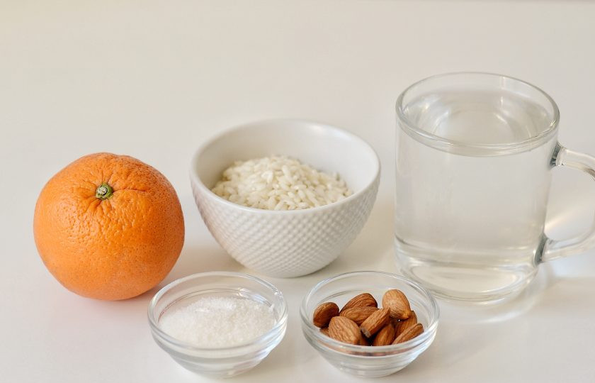 1. Этап. Постный рисовый пудинг: Подготовьте все ингредиенты.