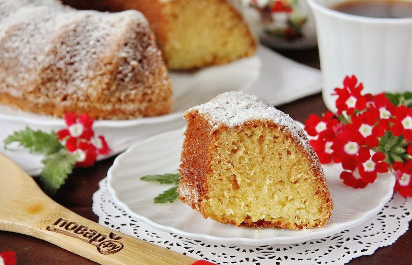 1. Этап. Манник без муки на сметане: При желании манник можно присыпать сахарной пудрой. Приятного аппетита!