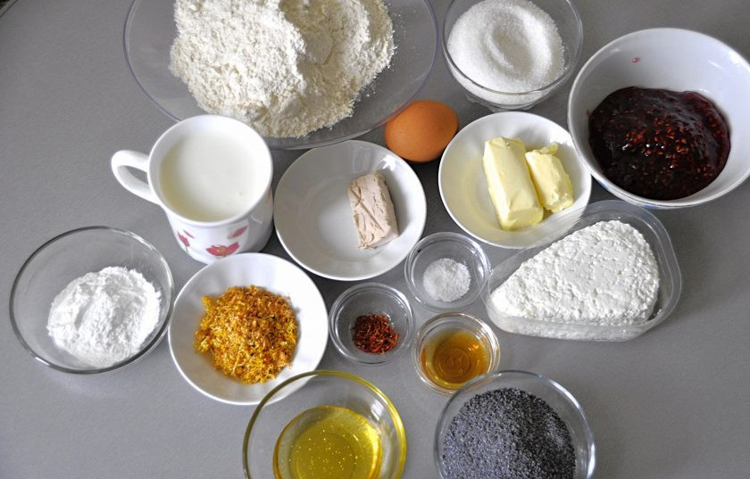 1. Этап. Венский рулет: Подготовьте ингредиенты.