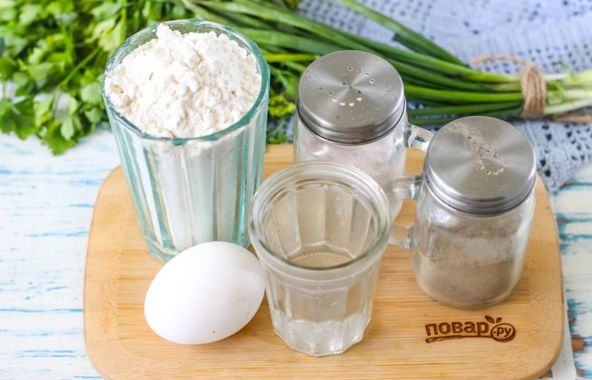 1. Этап. Тесто для пельменей по ГОСТу: Подготовьте указанные ингредиенты.