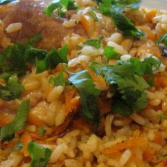 Плов с курицей в утятнице