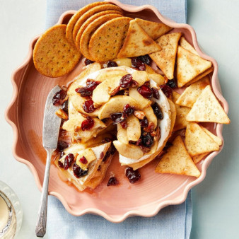 Baked Brie with Apples