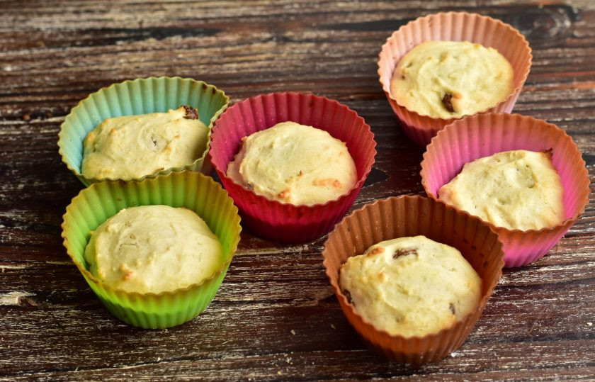 1. Этап. Капкейки без глютена: Отправьте капкейки в разогретую до 190 градусов духовку на 20-25 минут.