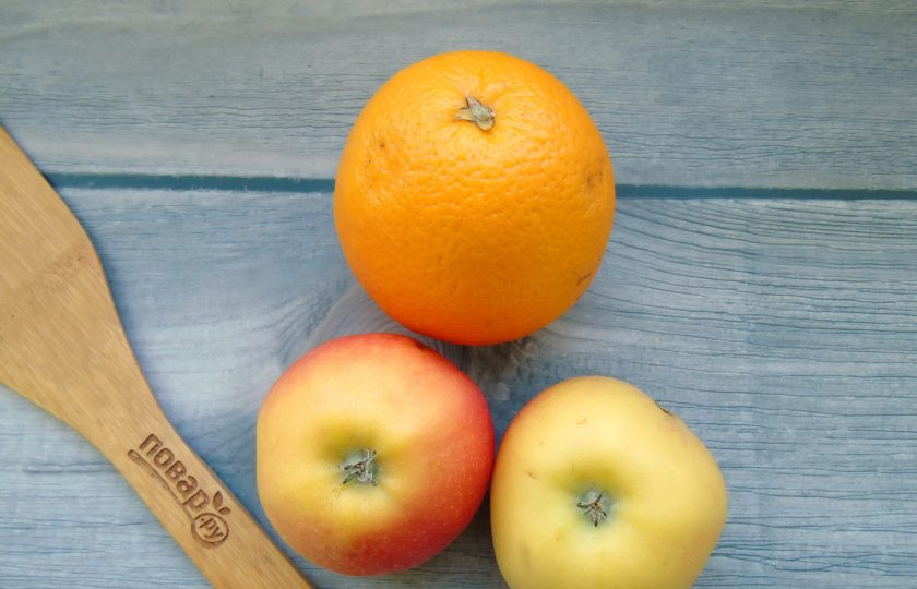 1. Этап. Яблочно-апельсиновый сок: Подготовьте яблоки и апельсины для приготовления сока.