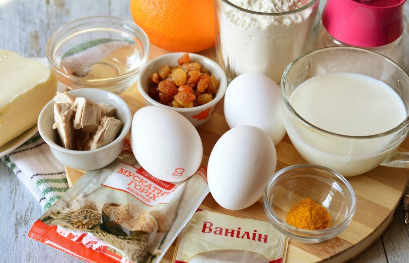 1. Этап. Пышный кулич: Подготовьте ингредиенты.