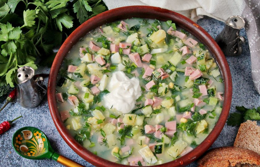 1. Этап. Окрошка на сыворотке и сметане с колбасой: Приятного аппетита!