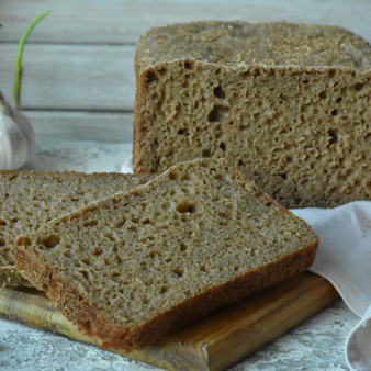 Хлеб ржаной на закваске в хлебопечке