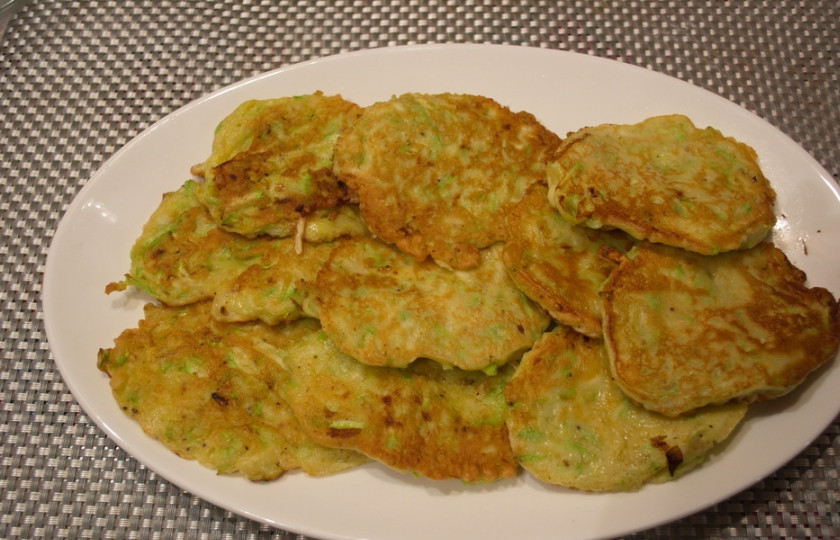 1. Этап. Оладушки из кабачка: Вот оладьи и готовы.