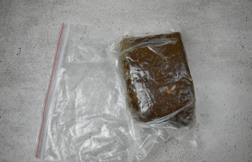 1. Этап. Коппа: Пакет с мясом уберите в холодильник еще на 9 дней.