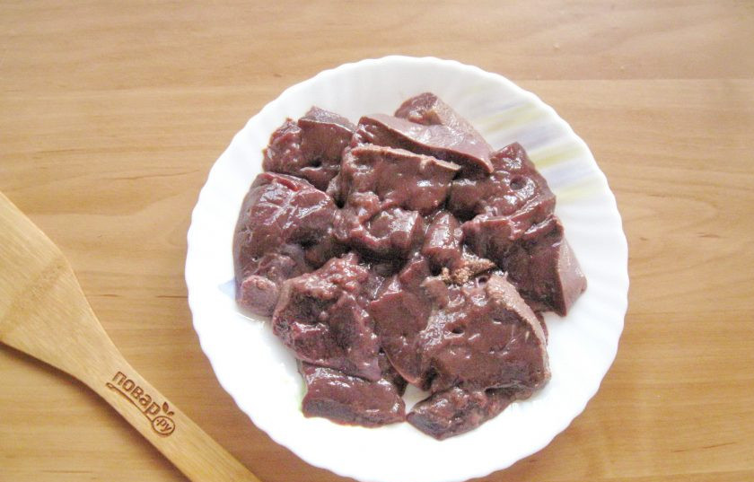 1. Этап. Печень по-еврейски: После нарежьте кусочками.