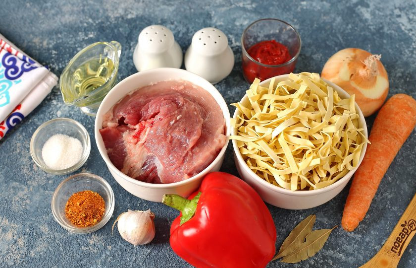 1. Этап. Лагман по-казахски: Подготовьте все ингредиенты.