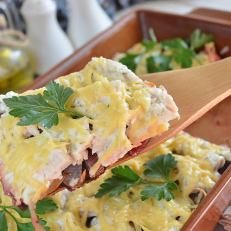 Свекла под сырной корочкой с майонезом