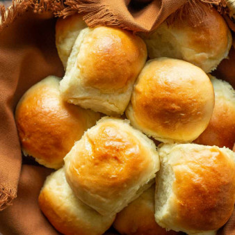 Quick Dinner Rolls