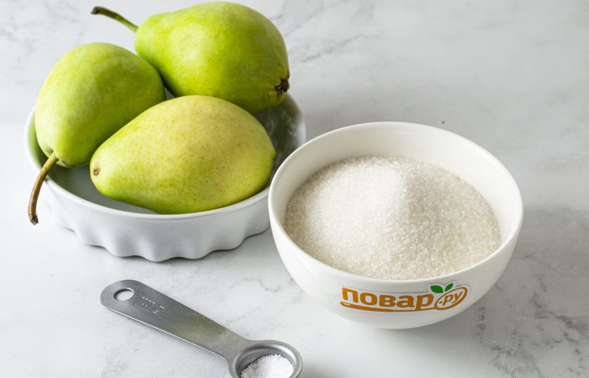 1. Этап. Грушевое повидло: Подготовьте все ингредиенты.