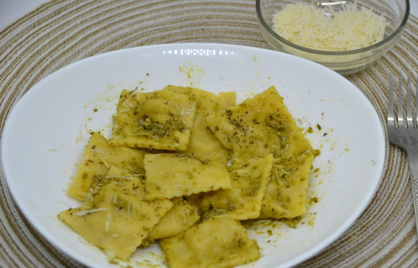 1. Этап. Аньолотти: Отваривайте 