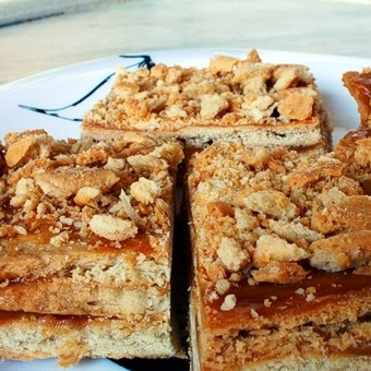 1. Этап. Пирожное с варёной сгущёнкой: Приятного аппетита!